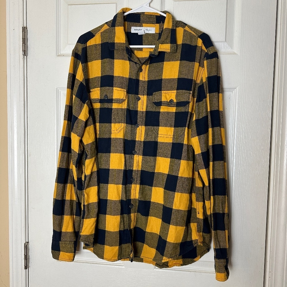 ! Old Navy Yellow Plaid Long Sleeve Button Down Shirt Men Size L